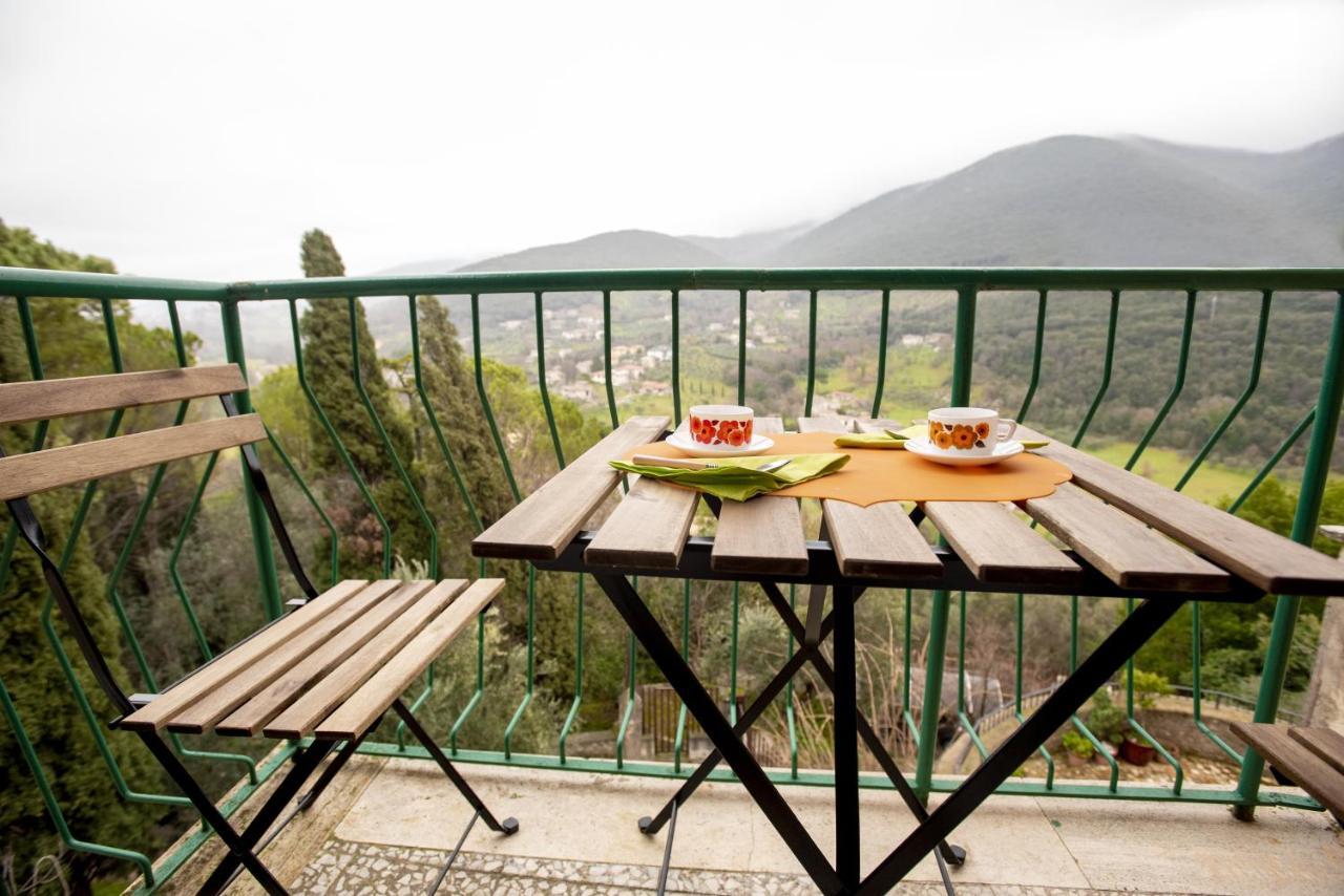 Villa Relax Nell' Antico Borgo Casperia Exterior foto