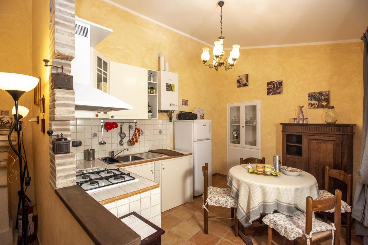 Villa Relax Nell' Antico Borgo Casperia Exterior foto